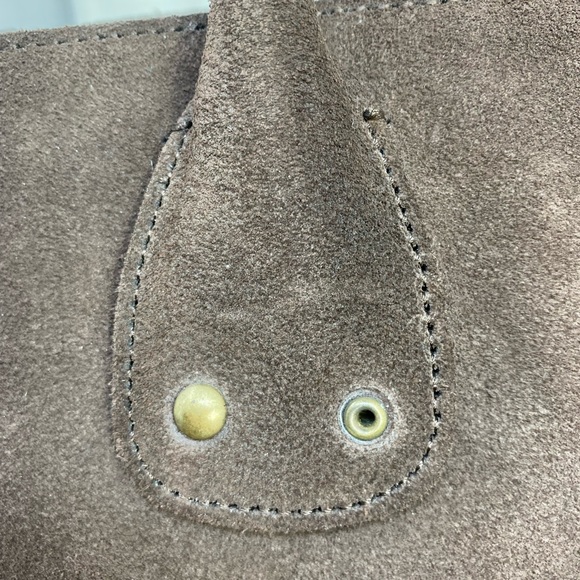 GAP BROWN SUEDE LEATHER TOTE W/FAUX PATENT TRIM - Picture 8 of 8